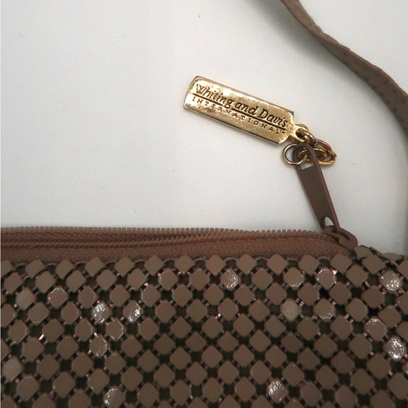 👜Whiting & Davis~Vintage Alumesh Small Crossbody - Picture 3 of 3